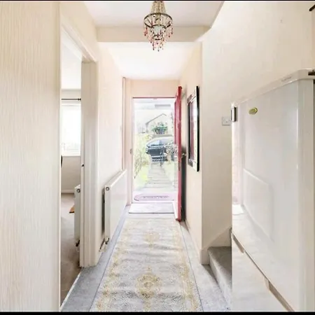 London Stratford Holiday Home Exterior photo